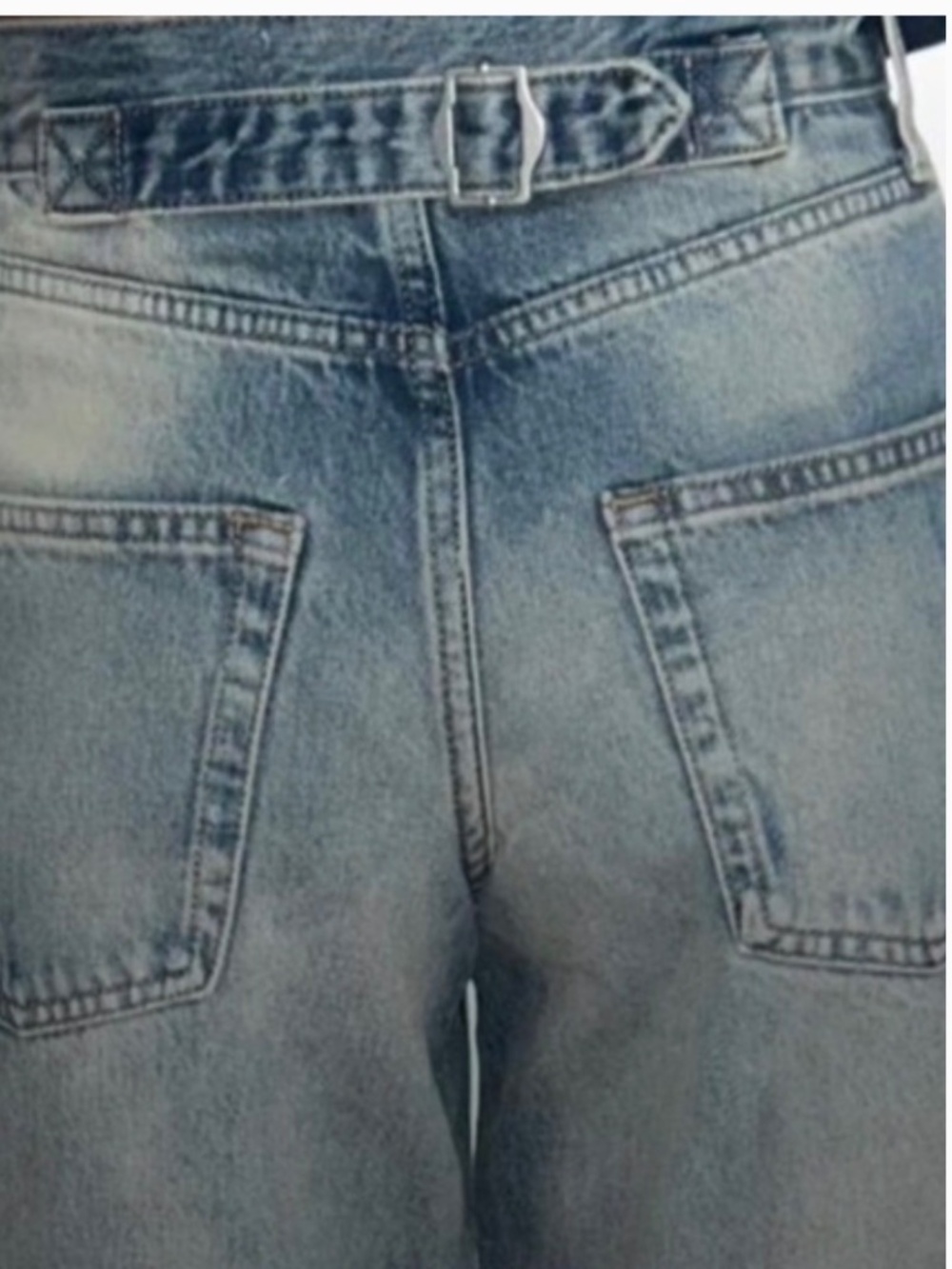 BDG Logan Buckle Baggy Barrel Jean